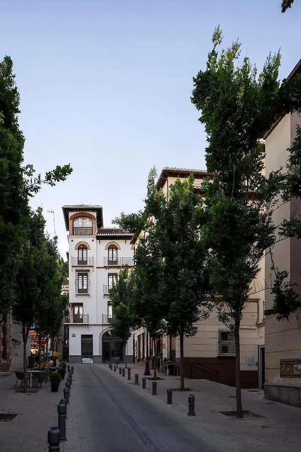 Santa Escolastica En Pleno Centro De Granada Spain